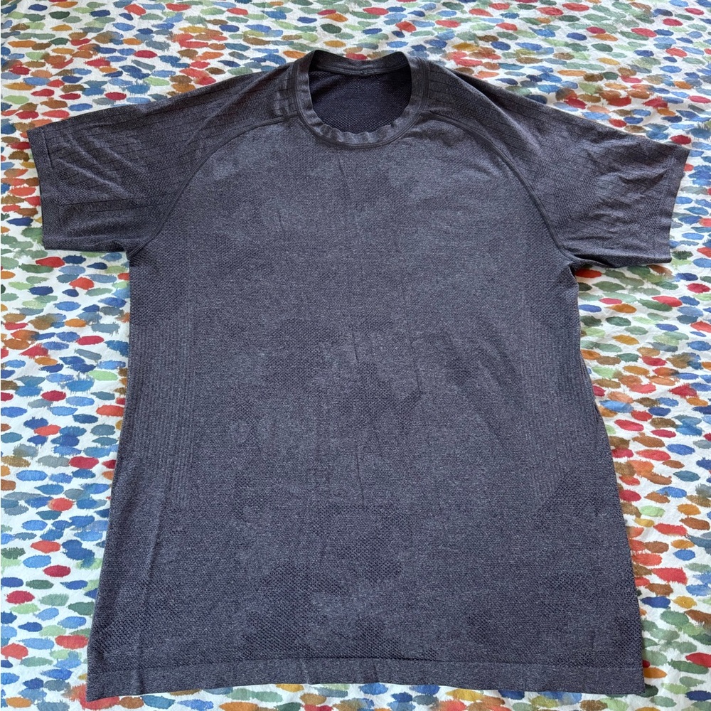 Great condition men’s large lululemon purple/grayish athletic shirt